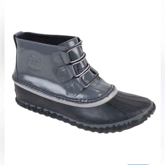 Sorel Shoes - Sorel waterproof women’s out and about rain boots, size women’s 9